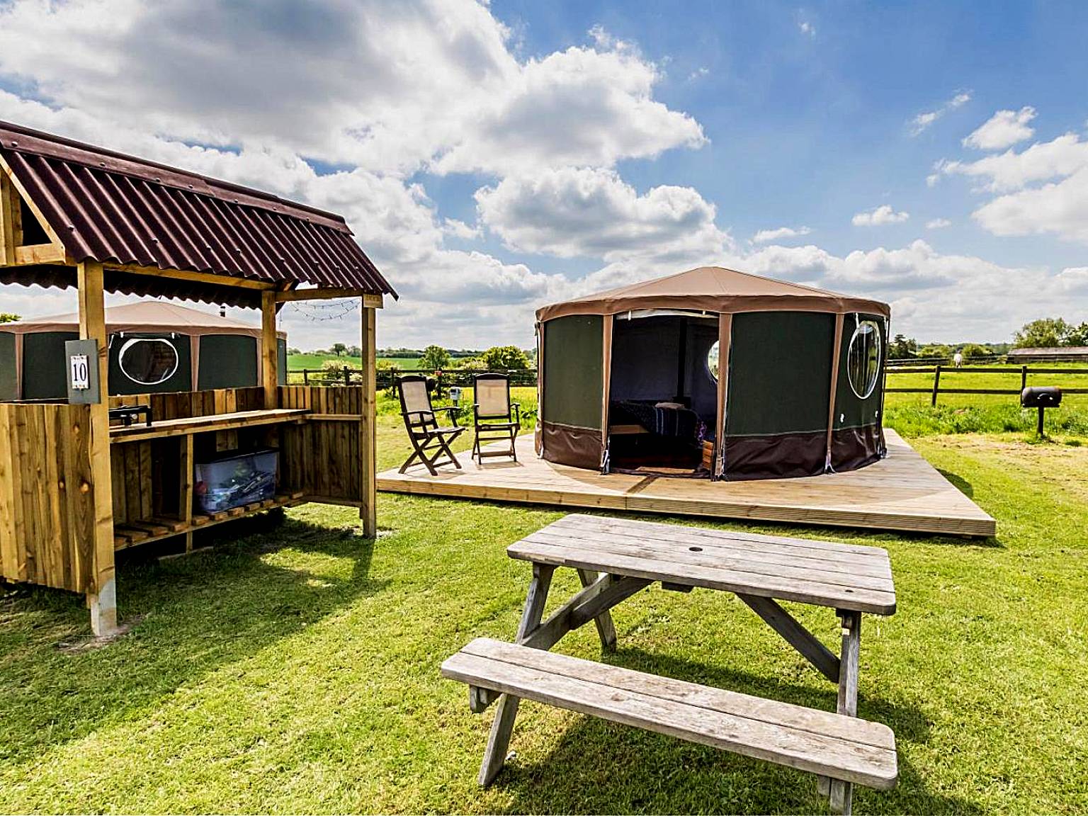 Mousley House Farm Campsite and Glamping
